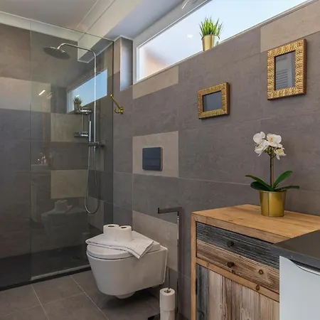 Lovelystay - Sunny 1bdr W/terrace * Lissabon