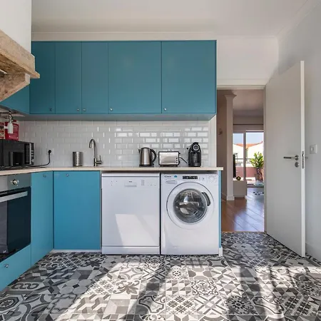 Lovelystay - Sunny 1bdr W/terrace Appartement *