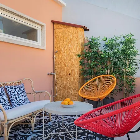 Apartman Sunny 1Bdr Apartment With Terrace By Lovelystay Lisboa