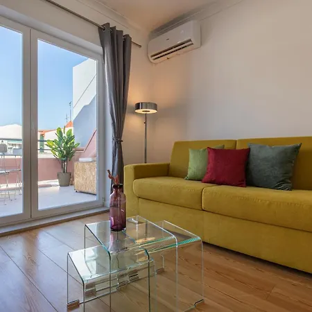 Lovelystay - Sunny 1bdr W/terrace Appartement *