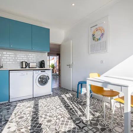 Lovelystay - Sunny 1bdr W/terrace Appartement *