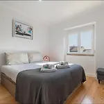 Διαμέρισμα Lovelystay - Sunny 1bdr W/terrace *