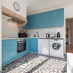 Lovelystay - Sunny 1bdr W/terrace Διαμέρισμα